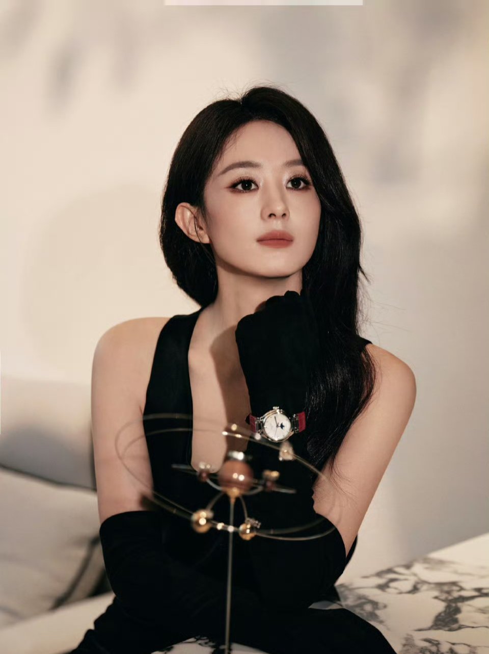 赵丽颖造型 TinaZ为什么都越活越年轻呀？只有我脸上的皱纹越来越多吗？ ​​​