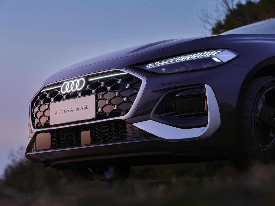 一汽奥迪A5L乾崑智驾®版真的绝了，作为全球首搭华为乾崑智驾®的豪华燃油轿车，还