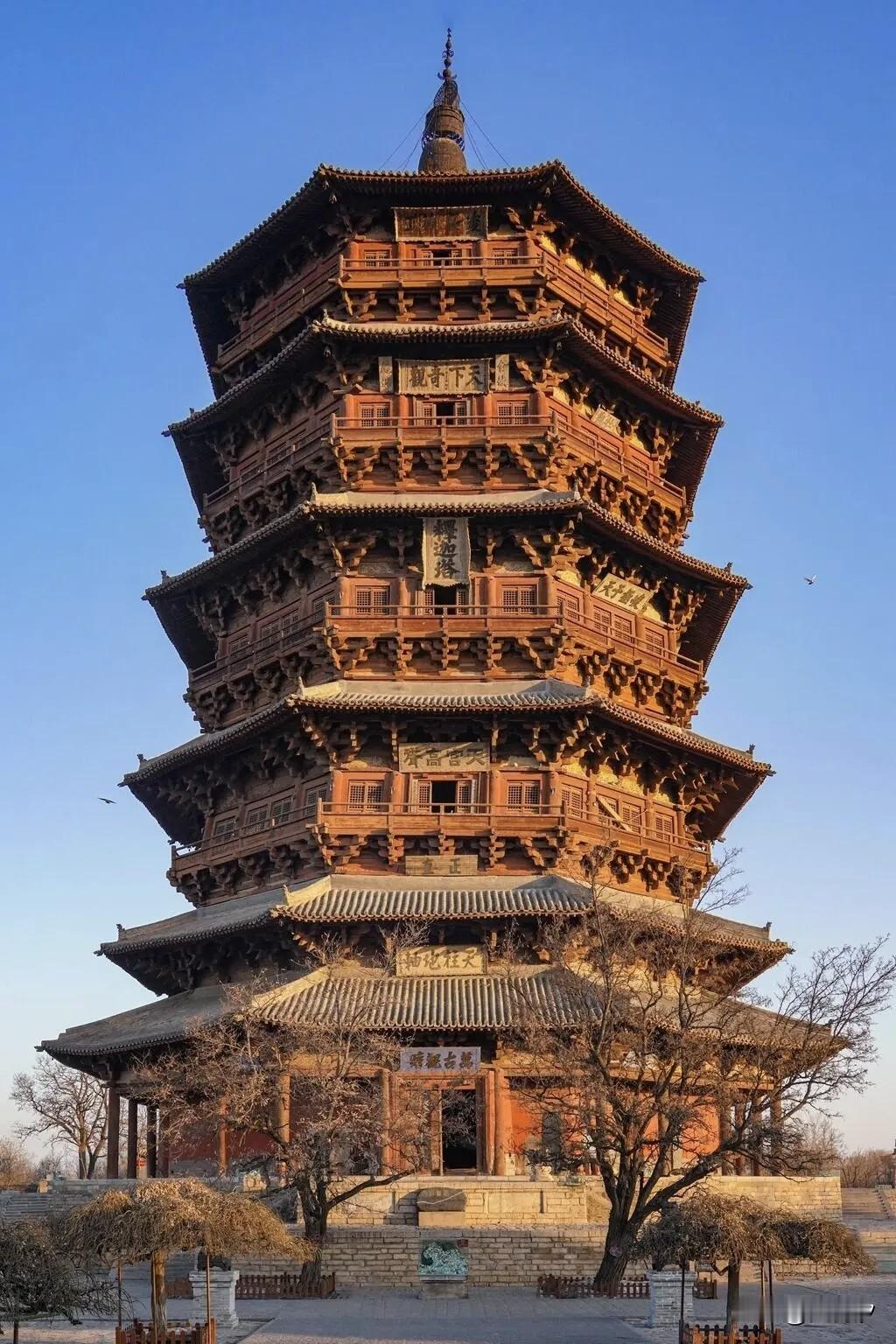 全国古建筑遗存最丰富的省份排名：

第一名：山西省
第二名：河南省
第三名：浙江