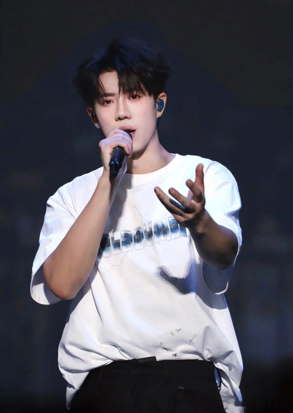 好伟大一张脸 ​​​