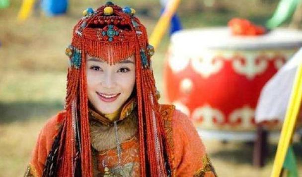 康熙的端静公主被丈夫一脚踢死，康熙得知后，报复手段堪称狠辣
 
你知道吗？这端静