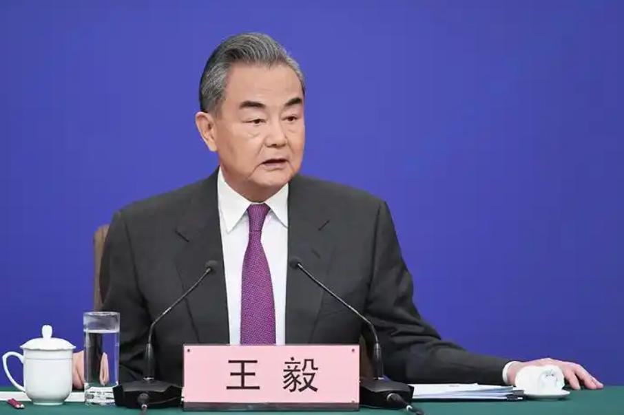 8月25日第三届中美1.5轨对话在北京落幕，次日王毅随即会见美国驻华大使庞德伟，