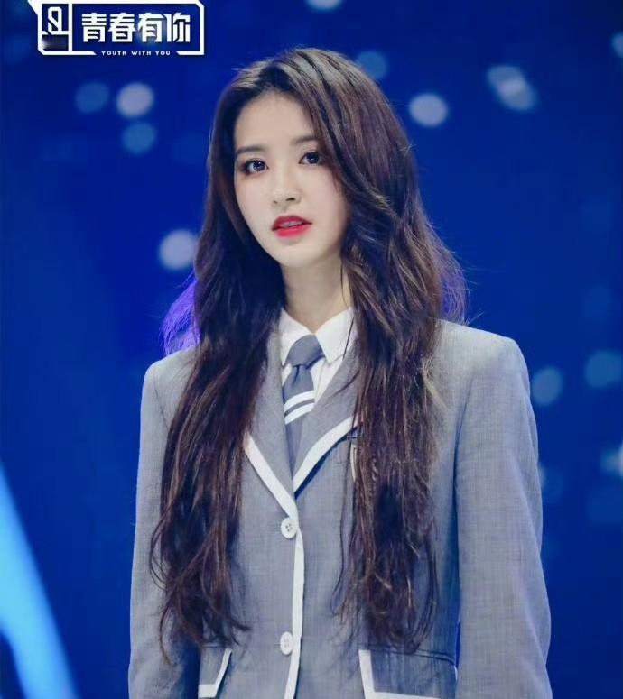 又一个女明星被娱乐圈逼疯了…？记忆里的金子涵是这样又美又飒，青春靓丽的美少女，那