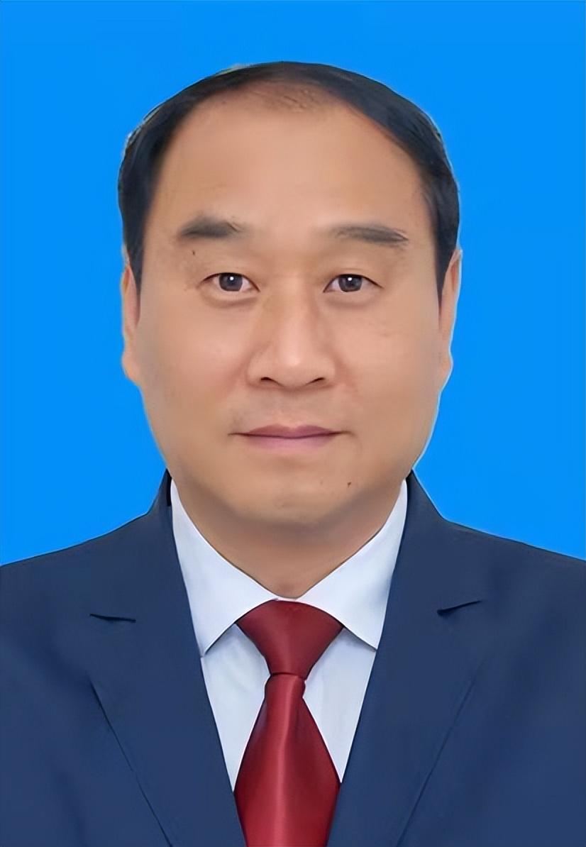 马鞍山当涂县，他是第3个被请的原1号

 当涂