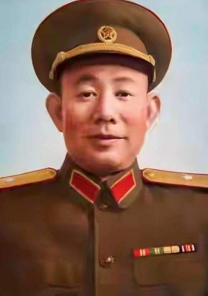 1951年五次战役结束总结会上，彭德怀突然点名58师师长起身，当众表扬：华川一战
