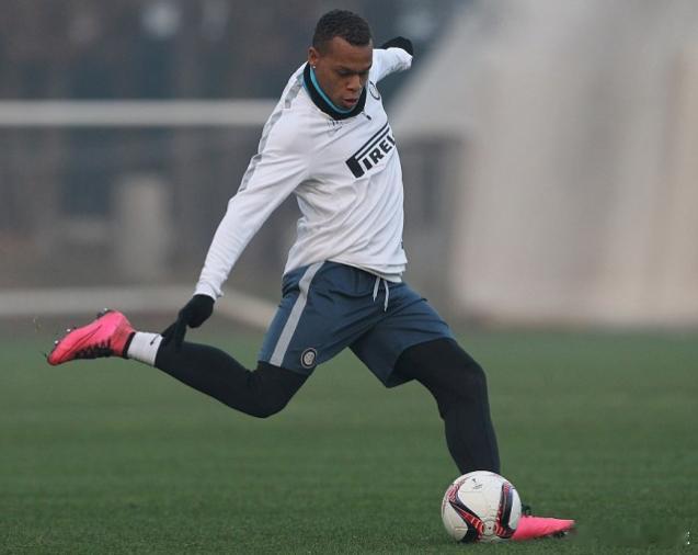 近日，国际米兰旧将比亚比亚尼接受了《米兰体育报》的采访，他谈到了在国米的职业生涯