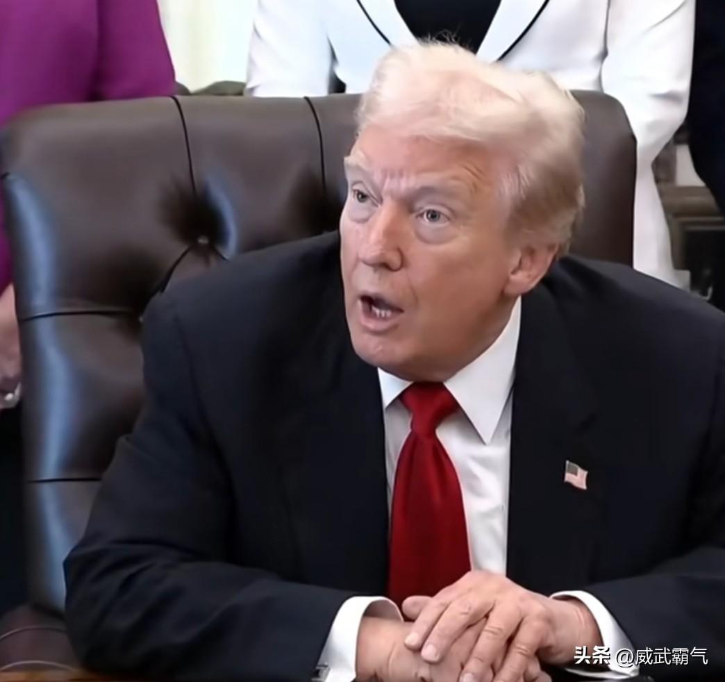 美国总统特朗普于3月7号在社交媒体发文表示:伊朗如今被打得惨不忍睹，已向中东邻国