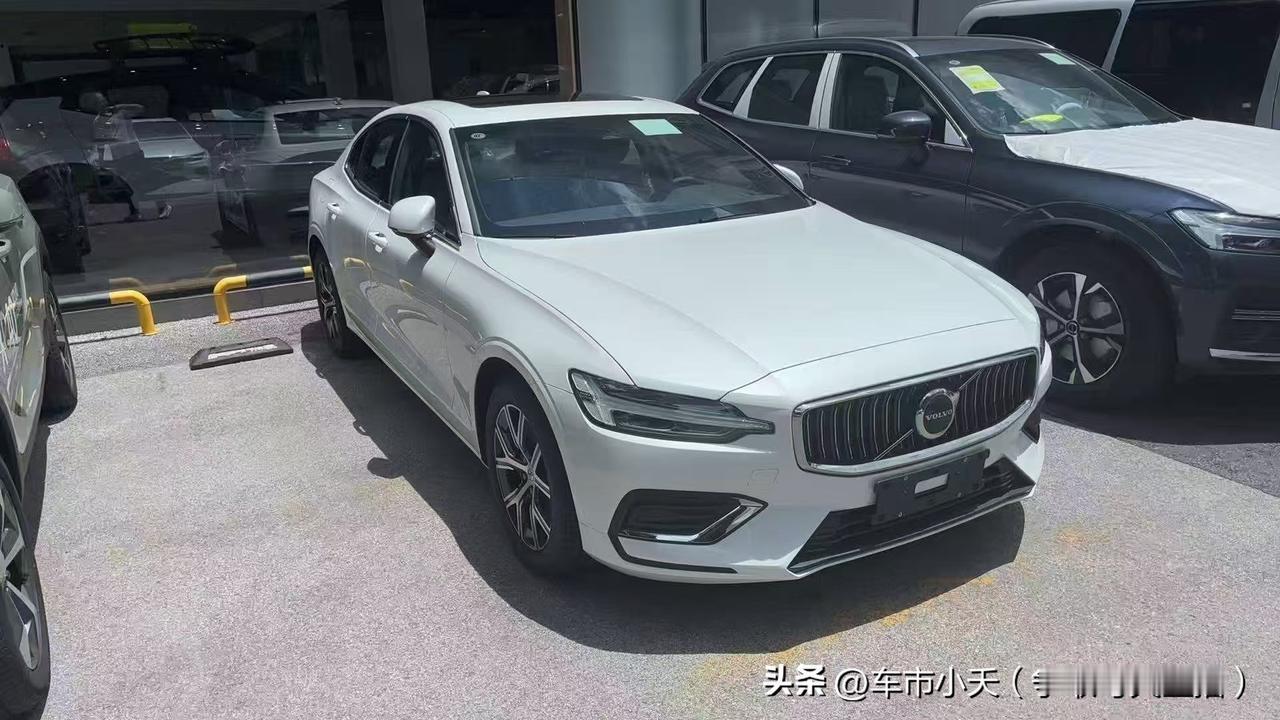 现在汽车行业的讨论点从原来的发动机、变速箱和底盘，转向智驾系统。现在在汽车市场几