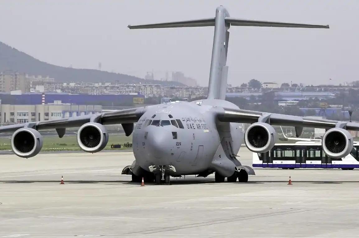 在印度空军里，有一件很奇怪的事情，就是来自于美国的C17运输机，至今“安然无恙”