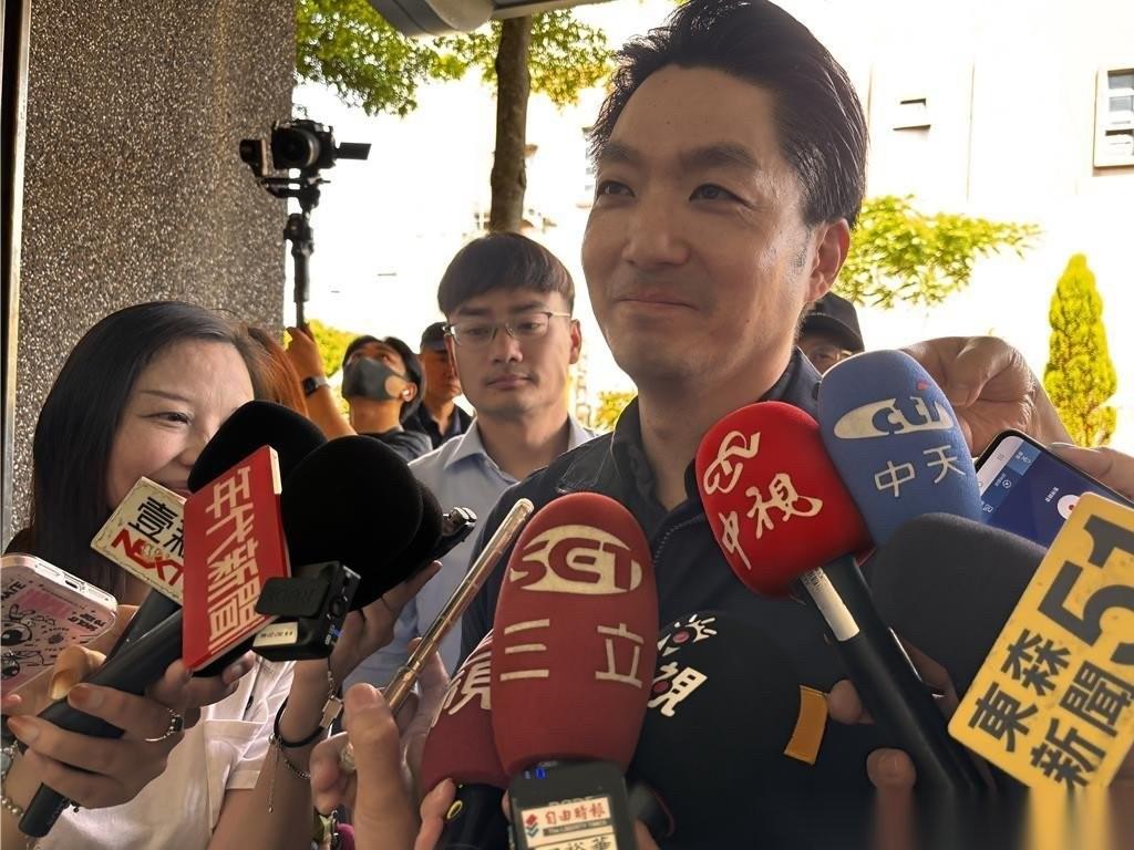 台北市长蒋万安发表声明，4月29日，针对“台独分子”沈伯洋日前指出“台北不应只和
