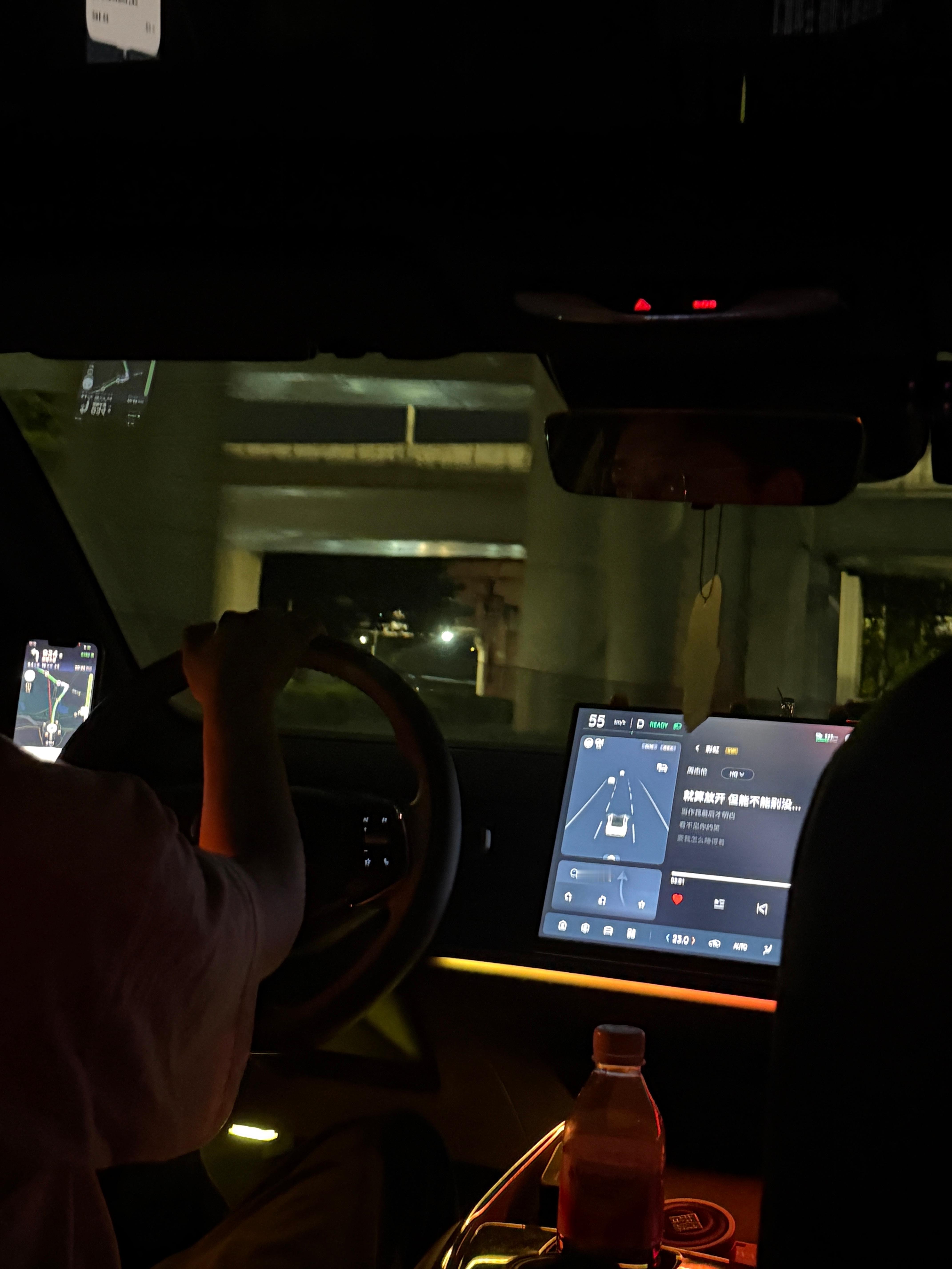 滴滴打车遇到一位在播放周杰伦音乐的年轻人，我问他多大，想知道周杰伦的音乐，到底能