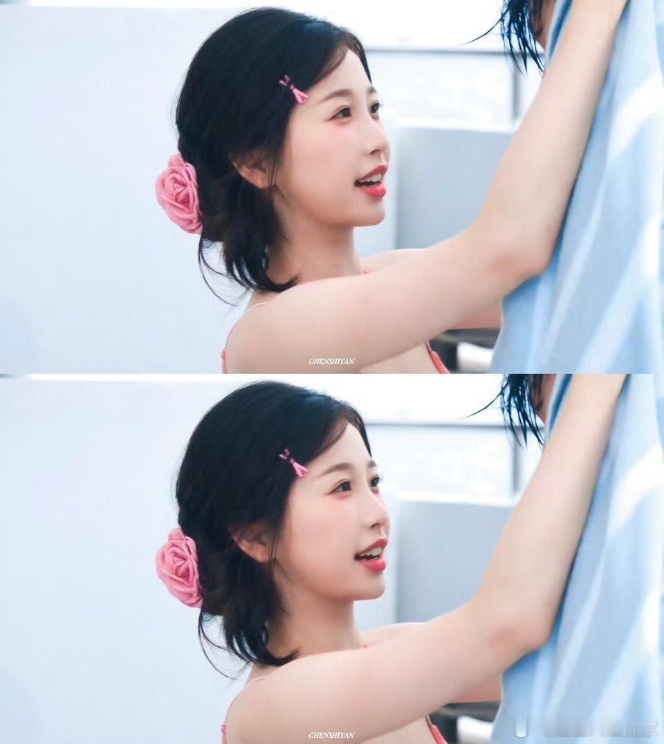 双轨里的虞书欣简直是现偶最美的一次妆造了，这个虞书欣小姜暮简直是一颗小蛋糕🧁啊