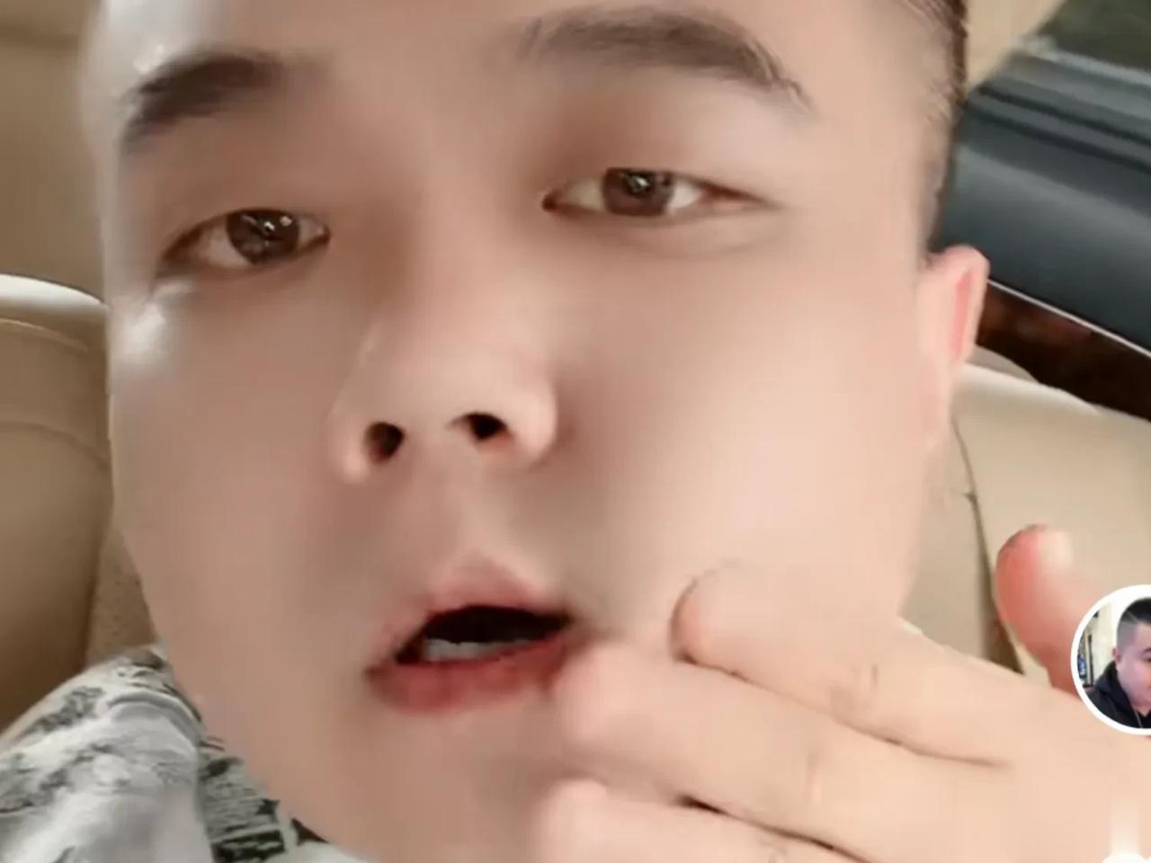 众所周知，驴家班和姚永纯一直都很敌对，那还是因为马诺赔款的事情。偶尔就会有驴家艺