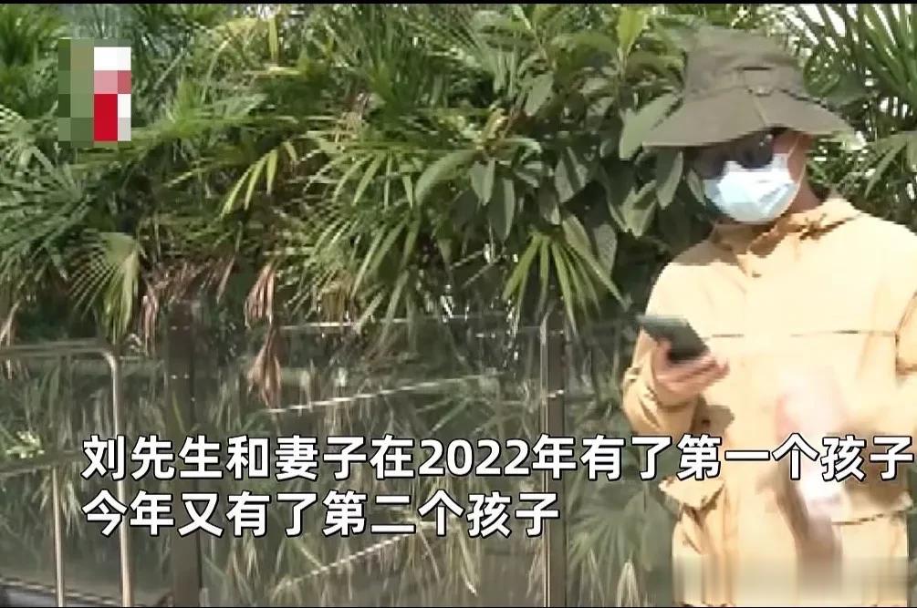 重庆，丈夫失业后开始留意家里的开支，不料发现自己三年来一直背着10多万债务瞬间崩