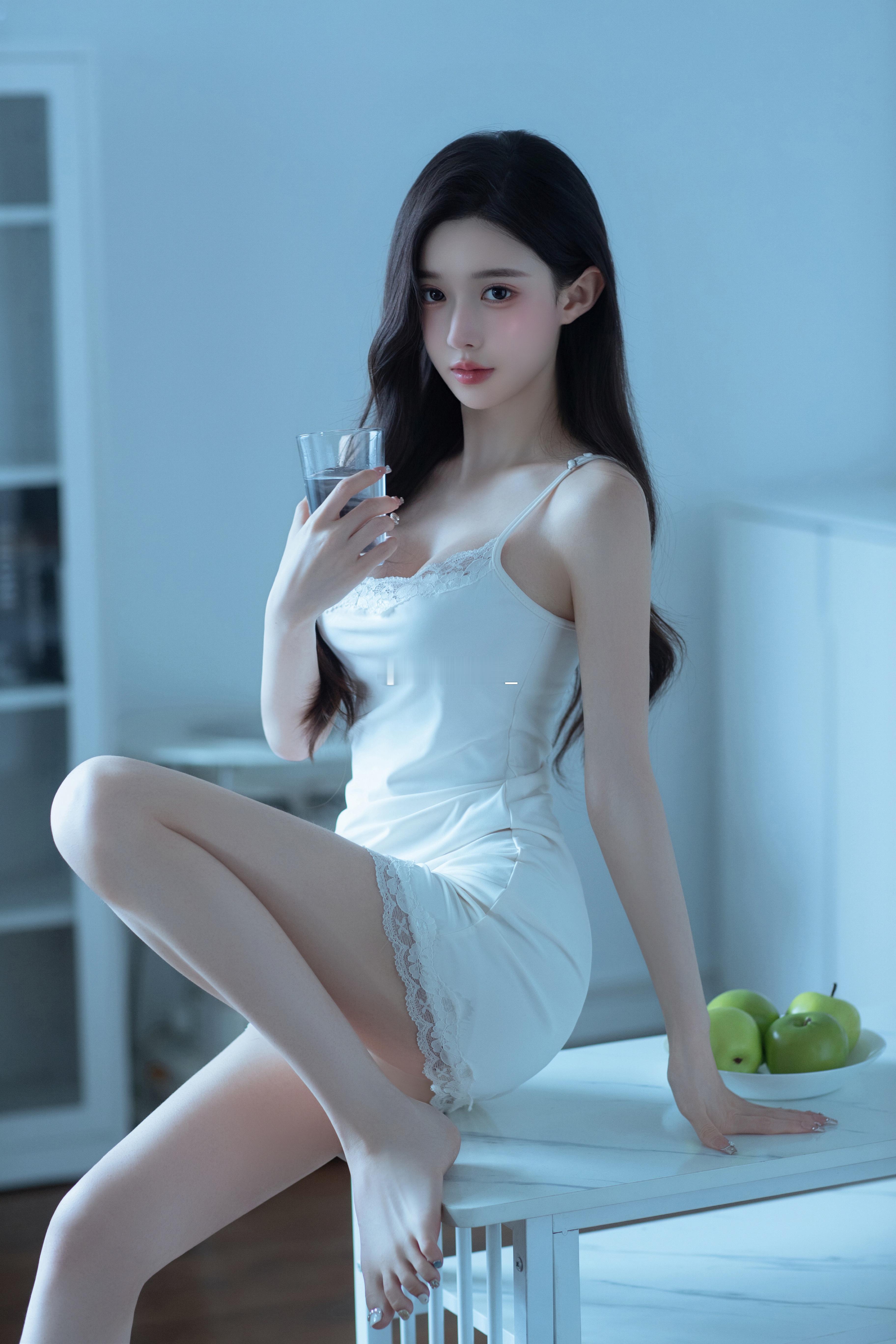 🍏 ​​​