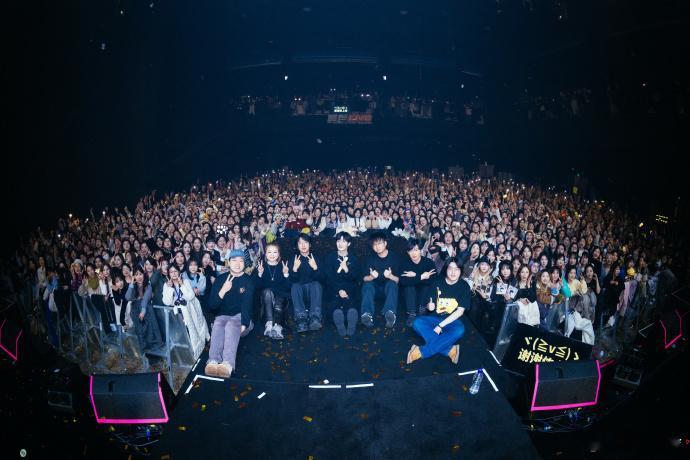 蒋敦豪不管我们要见面  蒋敦豪希望我们见面的次数还能再多一些  蒋敦豪的歌声是我