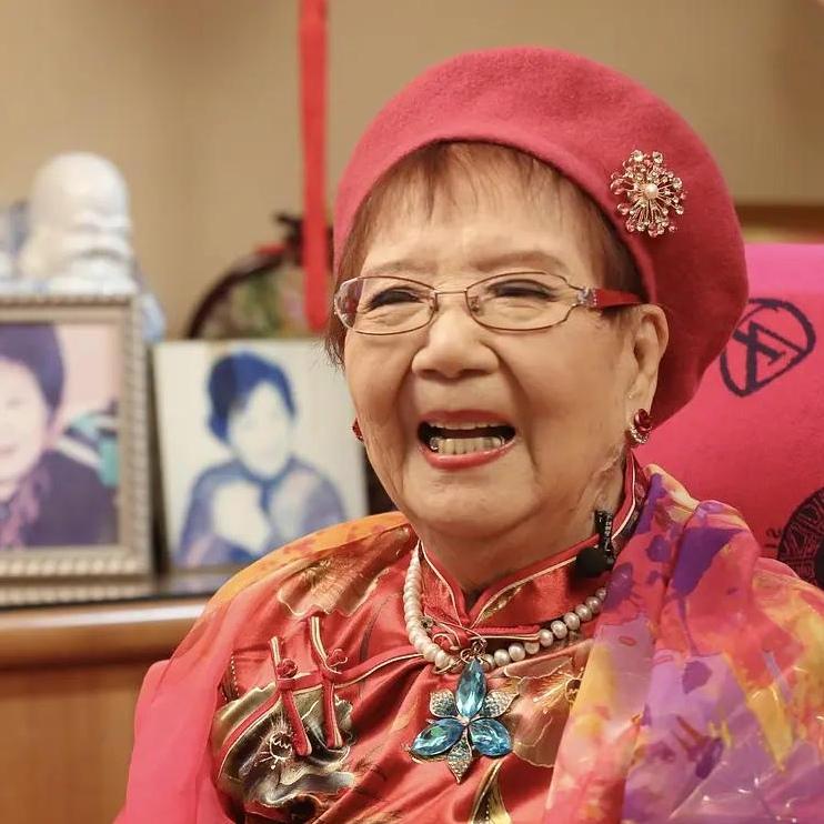 说起嫩娘，年轻一代可能陌生，但老上海人谁不记得那个原名方丽英、在舞台上灵气逼人的