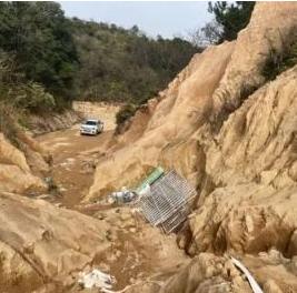 什么叫天佑中华？
中国缺油、缺气、缺铜、缺铁，偏偏就是不缺能拿捏世界各国的稀土，