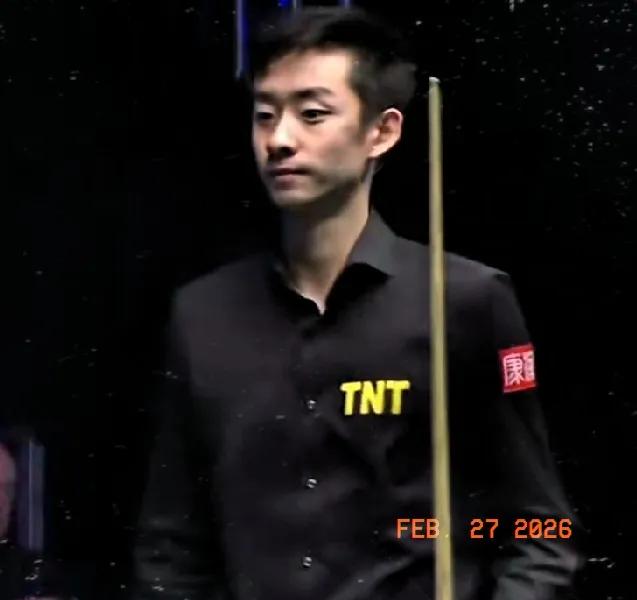 吴宜泽晋级威尔士公开赛八强！
吴宜泽先上手进攻打出单杆70分，以71-15拿下制