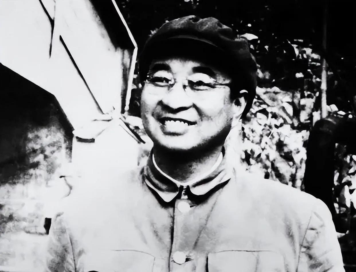 陈赓抗战日记（第三篇）及点评。八月二十九日（一九三七年），天气晴和，晚有微雨。早