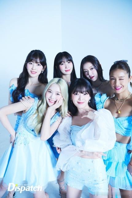 8日，OHMYGIRL所属社WM娱乐表示，与效定、MIMI、胜熙、有彬四人续约，