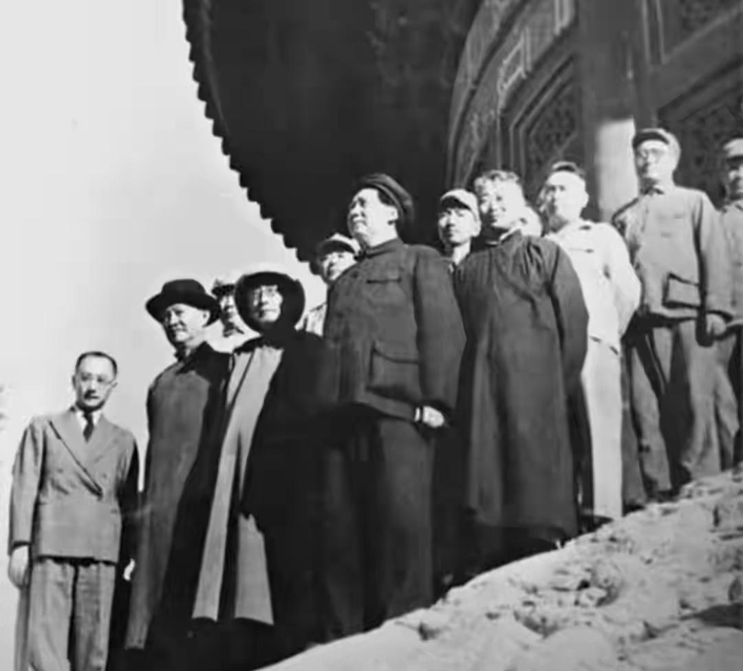 ＃红色文化＃
伟人风采欣赏：