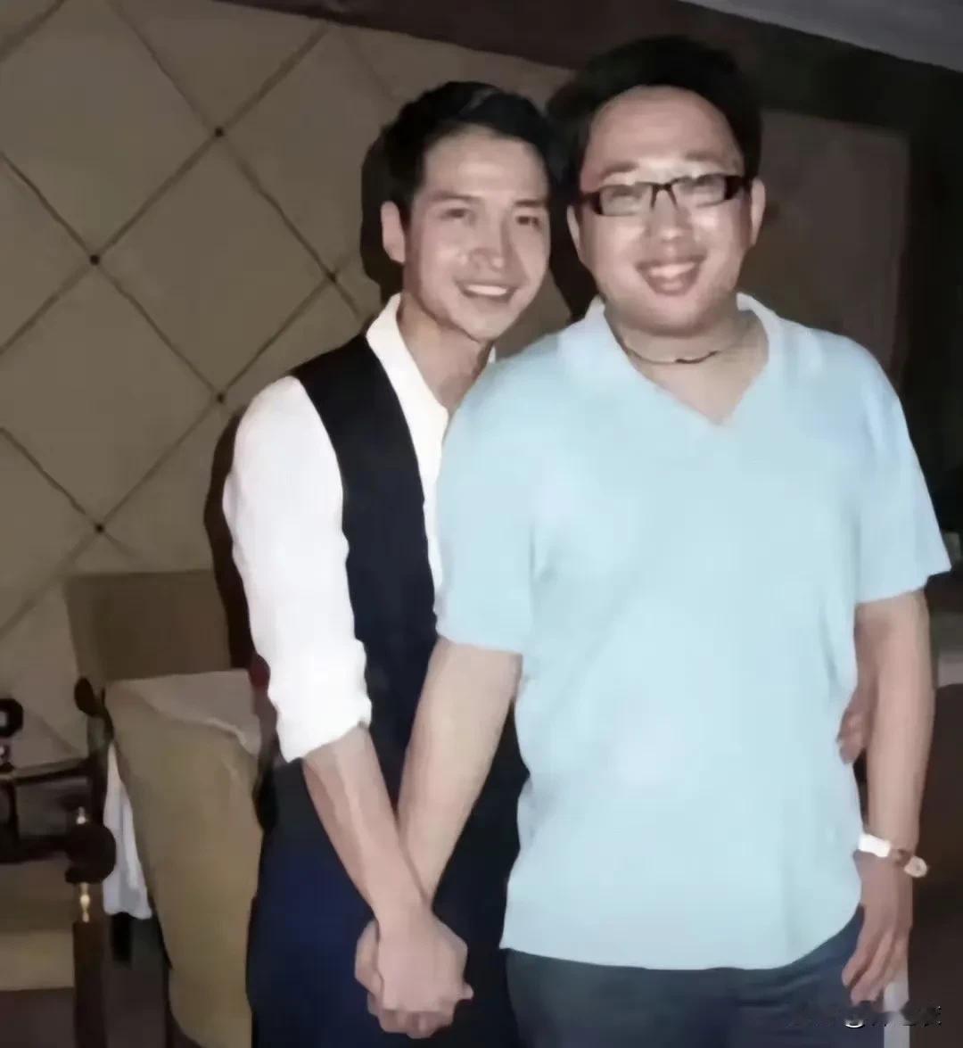 谁懂啊！当年从《宫》开始第一次追星，就是喜欢何晟铭，而且是真心实意喜欢了他六七年