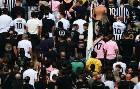 米兰体育报：尤文图斯死忠球迷可能因为昨天在对阵亚特兰大的赛前拒绝为马佐拉默哀而面