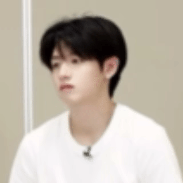 中午困的要死一到晚上就不困了[流汗] ​​​