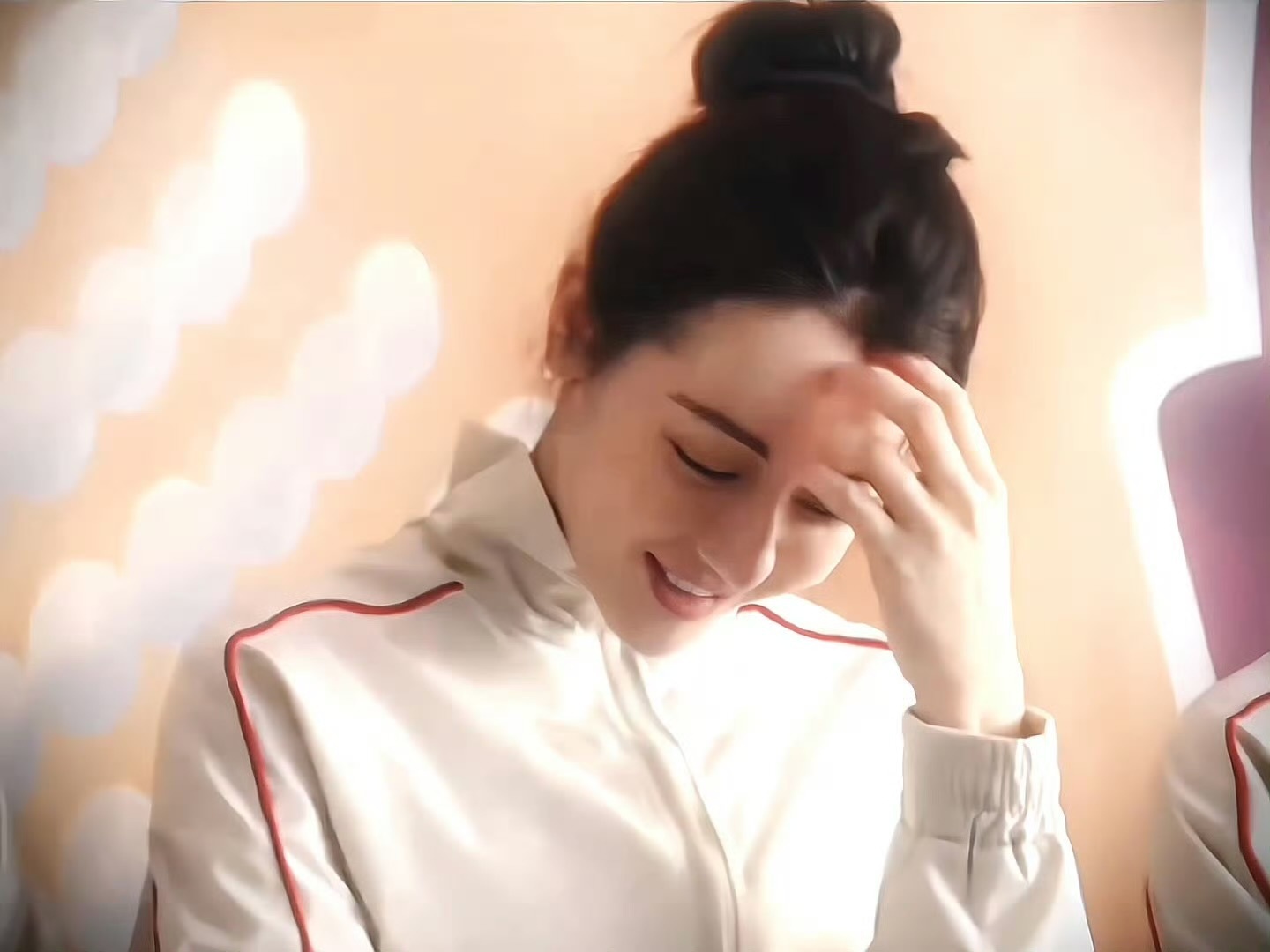 曝白鹿新宣传是迪丽热巴宣传白鹿于7月16日通过个人账号发布长文，宣布与十年合作画