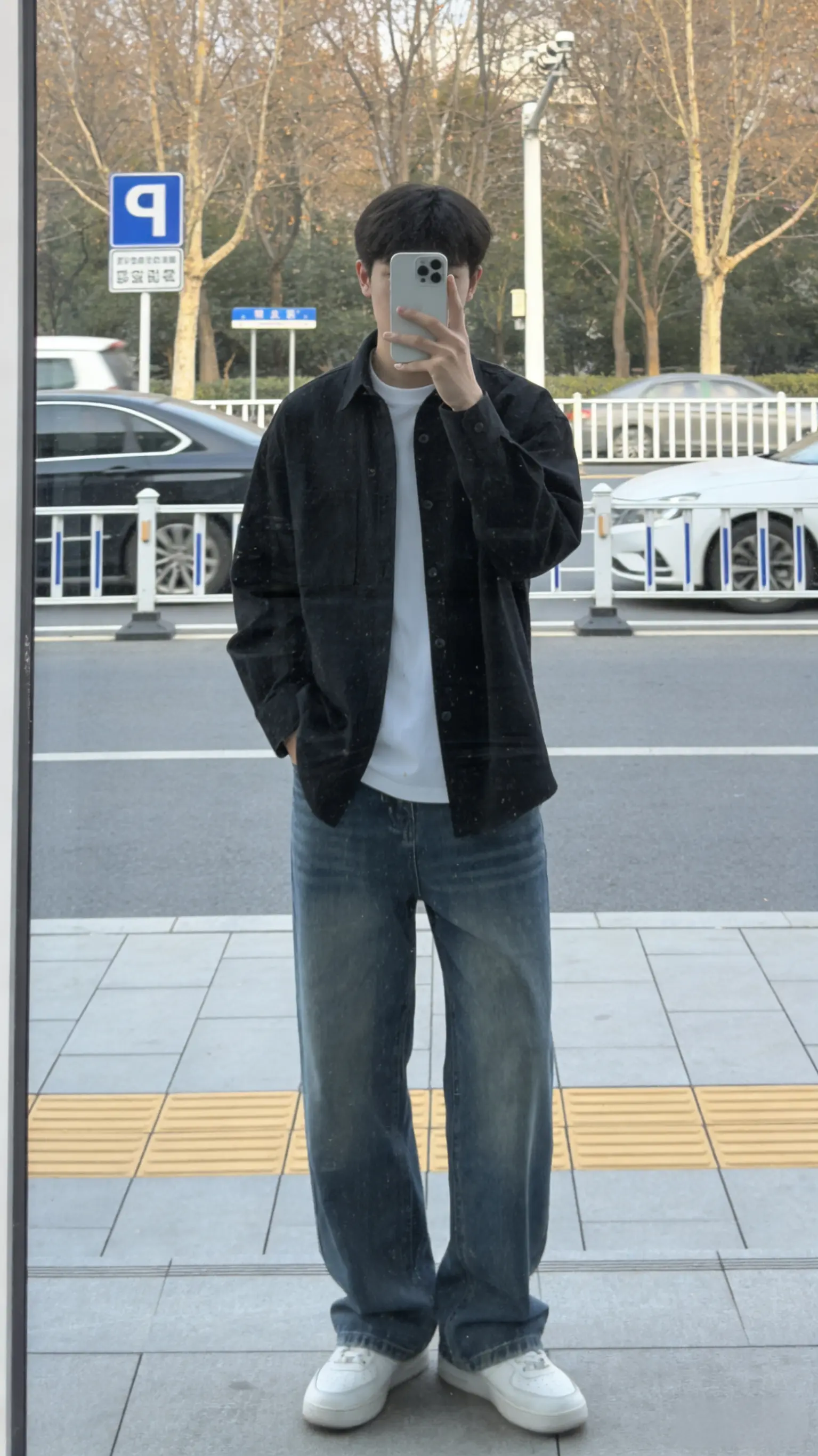 是黑衬衫的魅力！