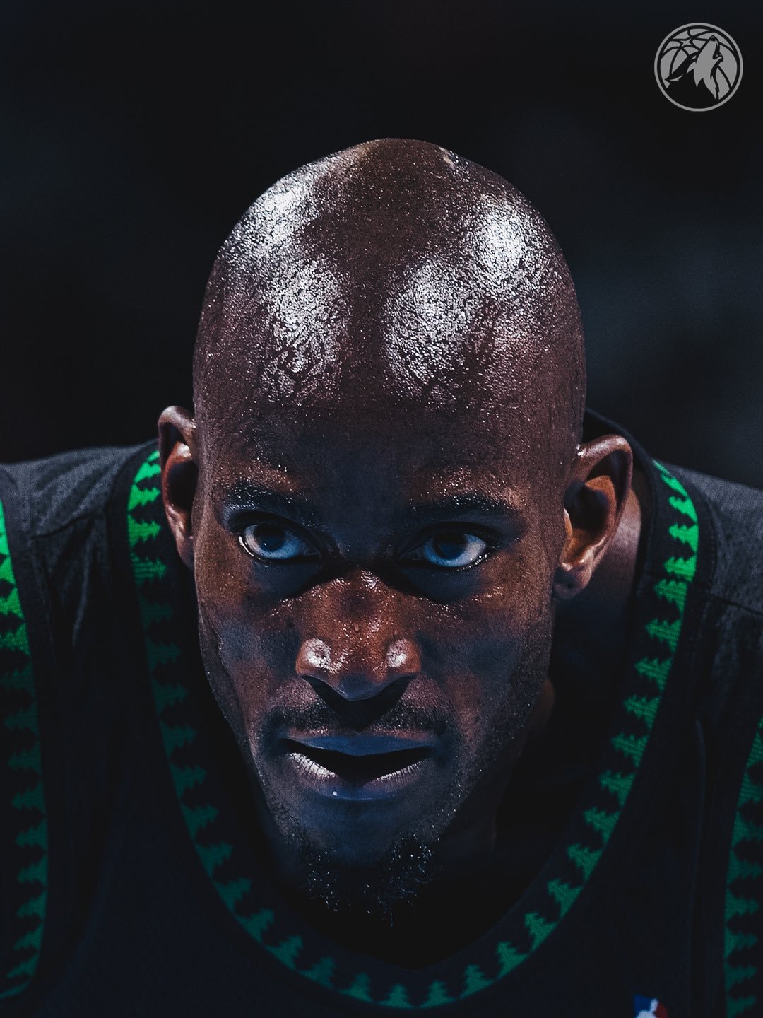 森林狼计划新赛季退役加内特球衣  两件事儿华子在ESPN百大排第六森林狼正在推动