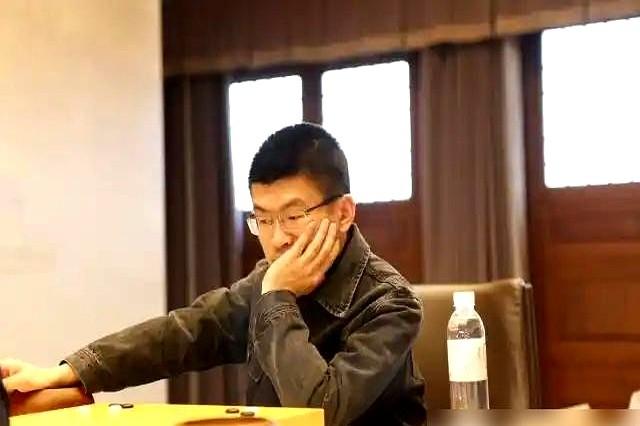 99%的胜率，结果被1/4子极限反杀！

国手赛决赛首局，范廷钰执黑对阵卫冕冠军