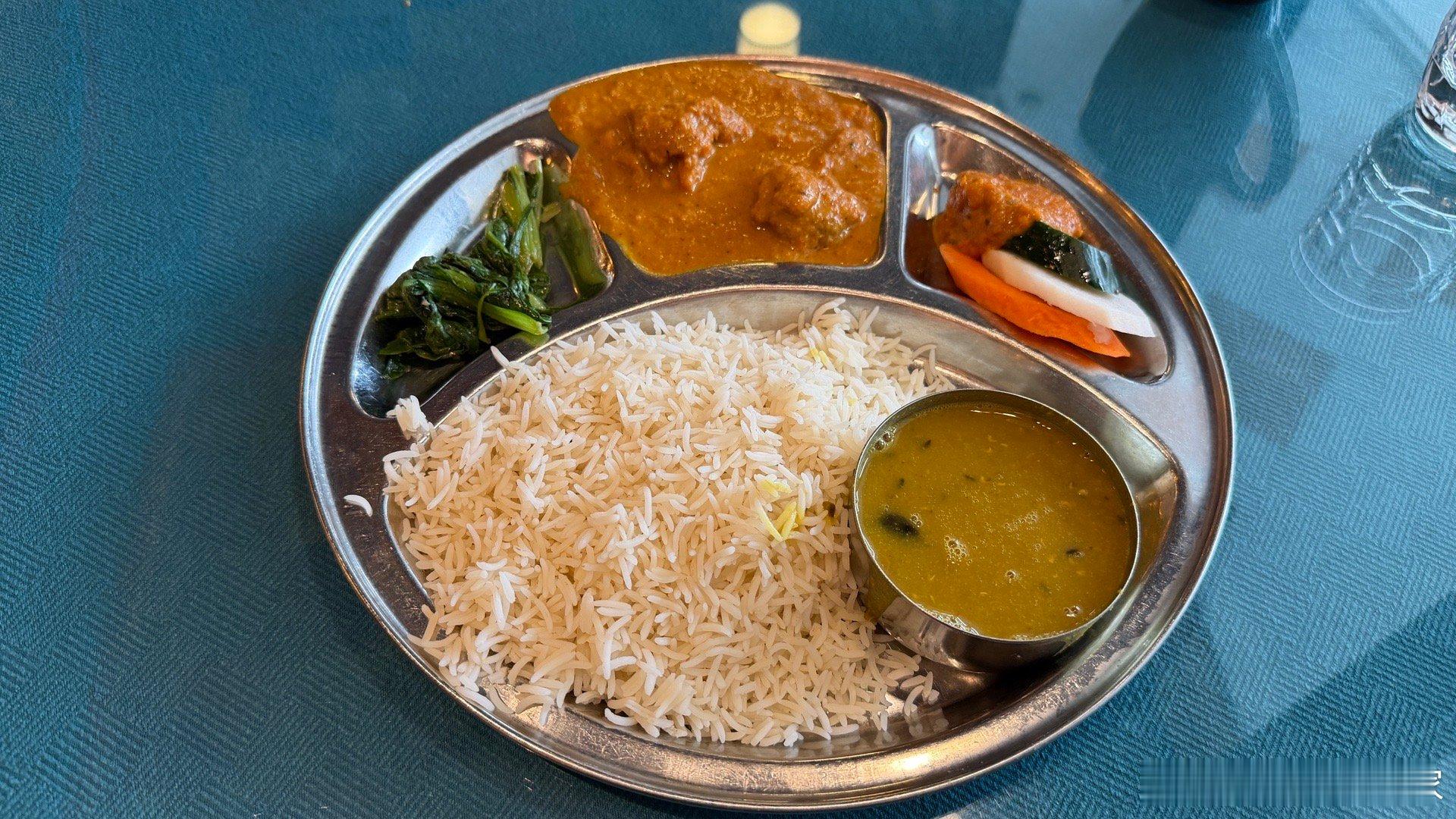 重庆工商大学涉事学生道歉 很庆幸，这次的“目标”是位女性老师。如果这位老师是男的