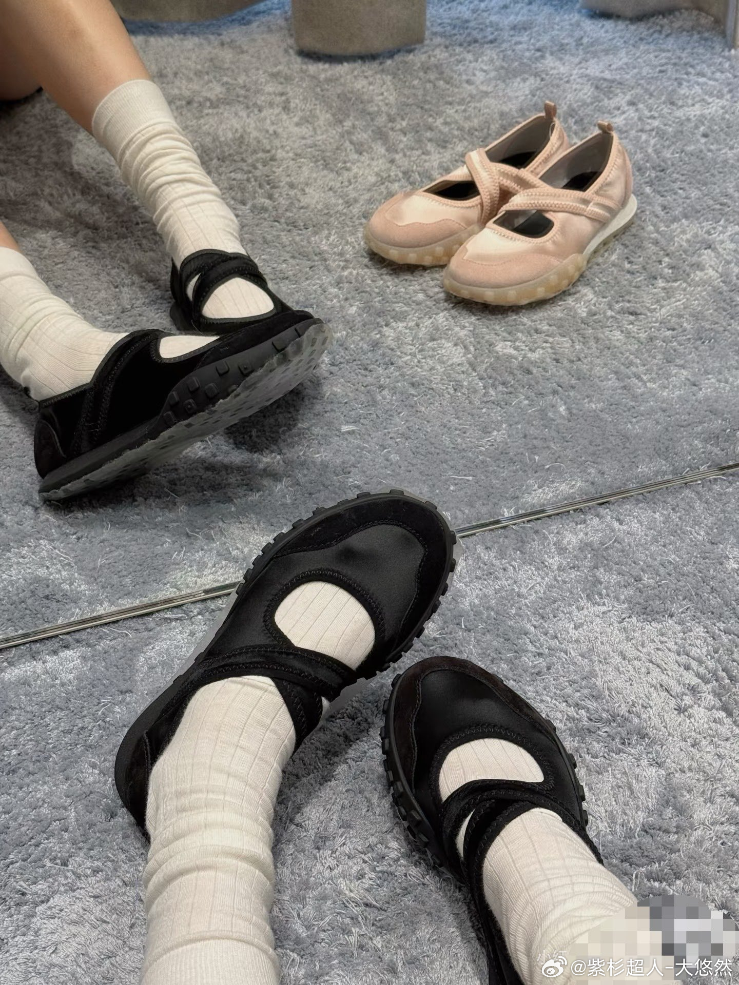 26款 Jil Sander/吉尔桑达经典极简交叉款厚底休闲单鞋以极简笔触书写高