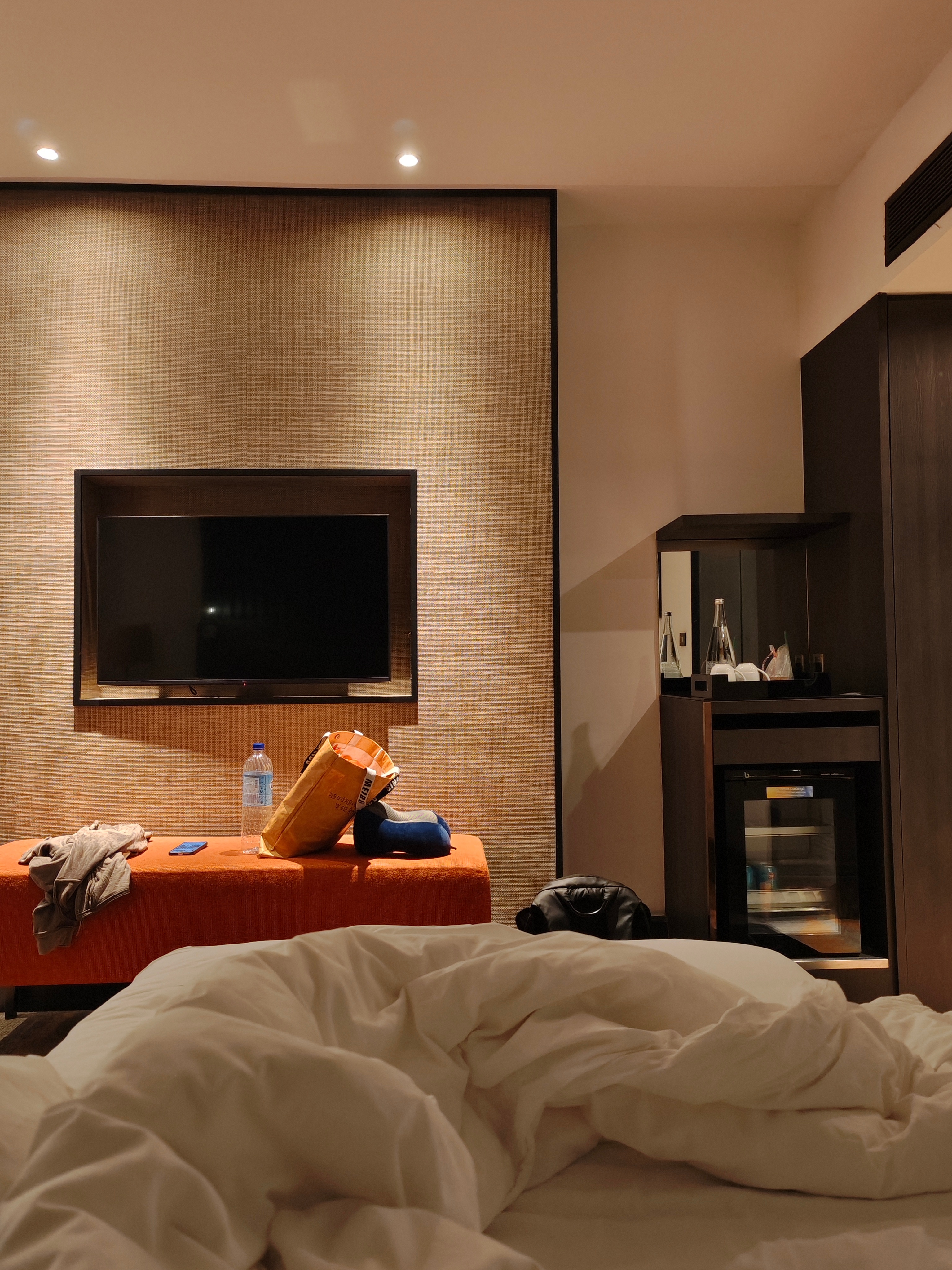 6点飞机，3点起床，没苦硬吃。 马来西亚·samasama-hotel