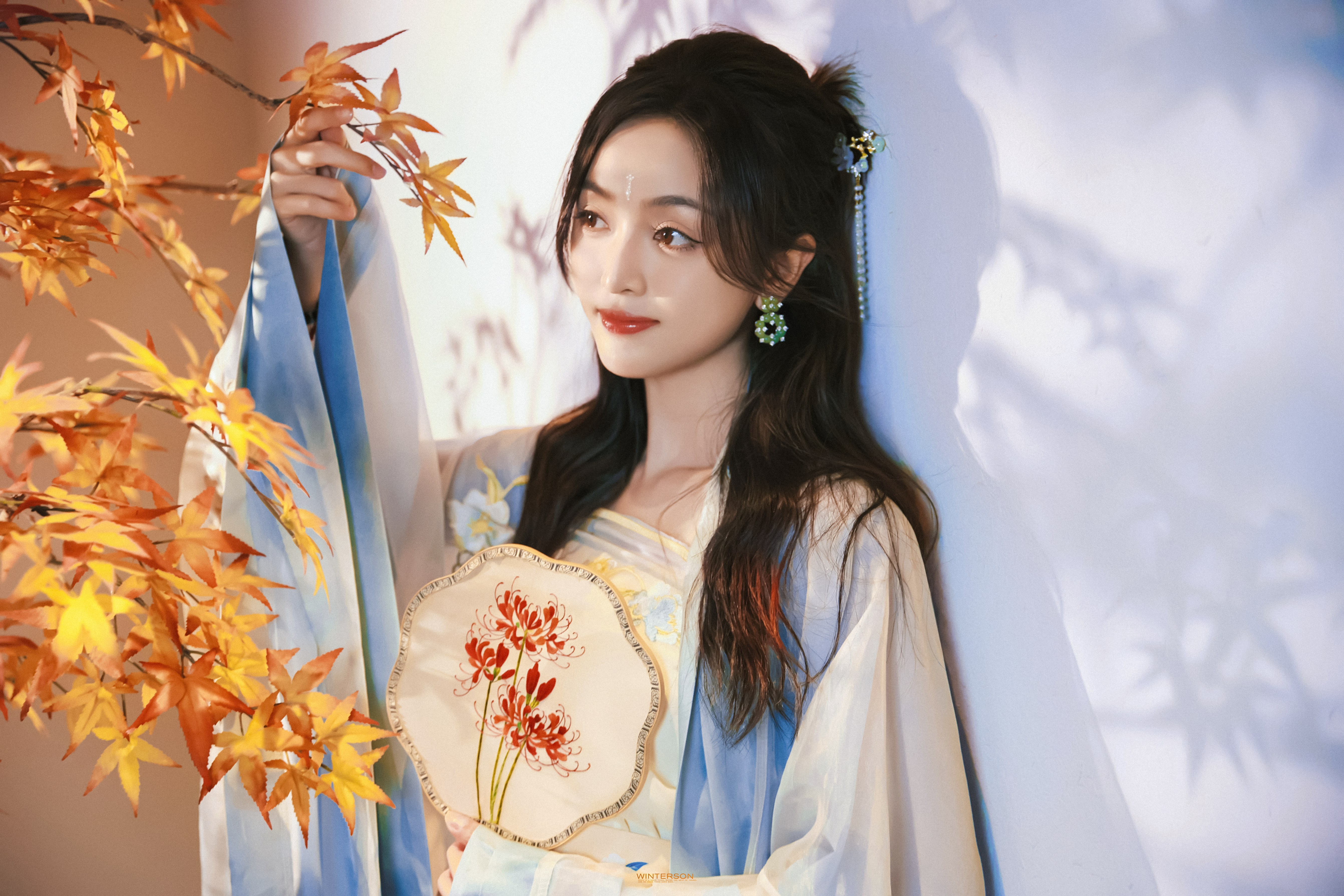 吴宣仪.🍂🪭 ​​​