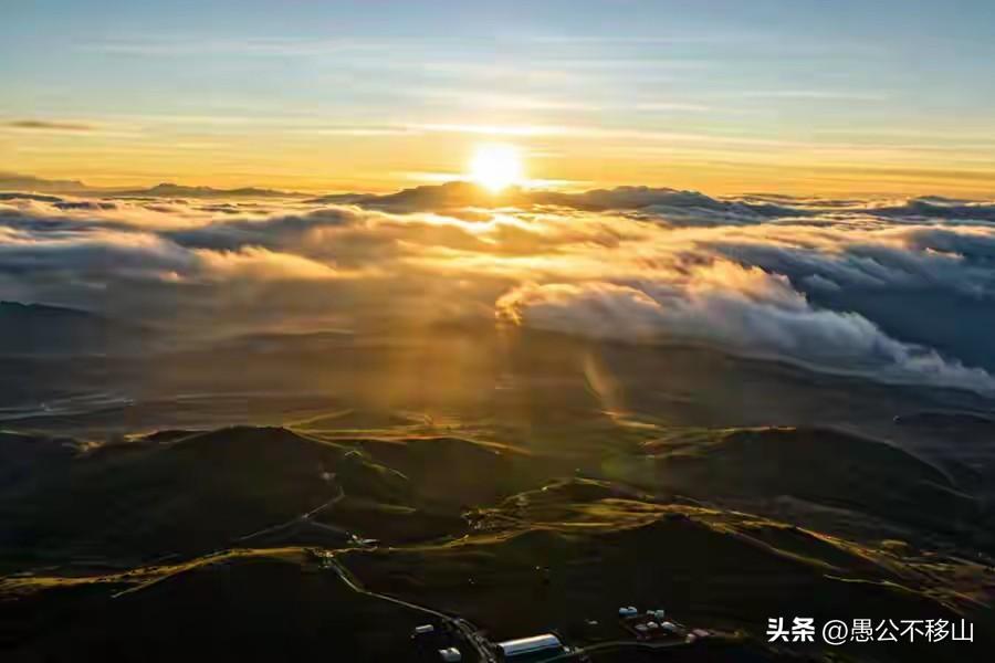 每天的祝福都特精彩，分享一条微信朋友的祝福：

走进晚年，顺其自然，没有如果，只