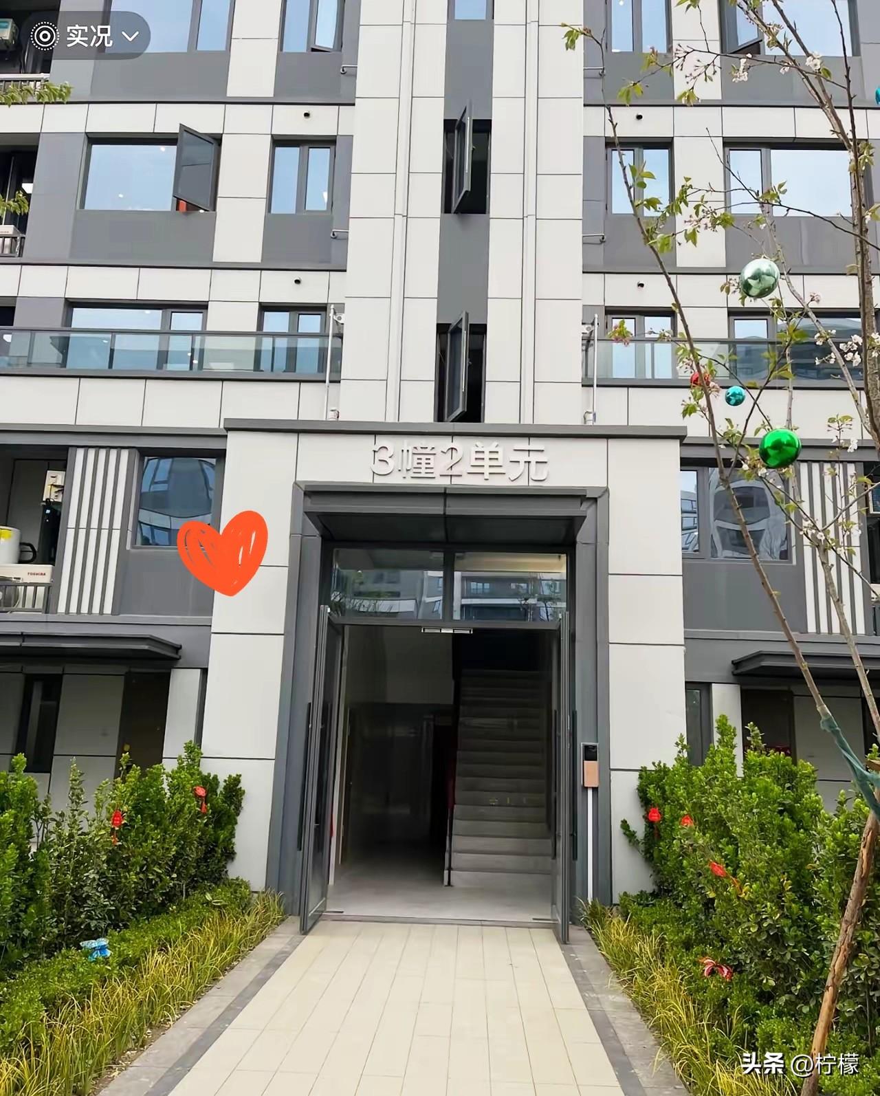 38号文件一落地，
有房没房的人都犯愁了。
文件意思很明确，以后房地产开发以旧城