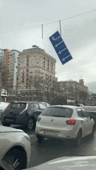 这是让我上天吗？
哦，原来是让我上4s店