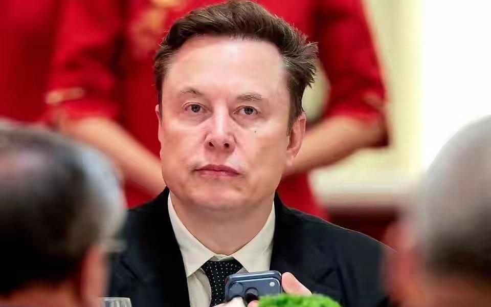马斯克称：俄罗斯不会撤军，乌克兰必须做出领土让步才能结束冲突。俄乌局势新进展 ​