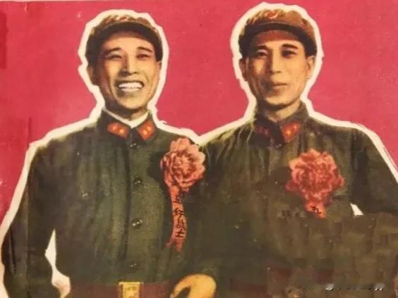 弟兄两个人都立功受奖，身披大红花，高高兴兴照了一张像，给父母寄过去，他们的父母该