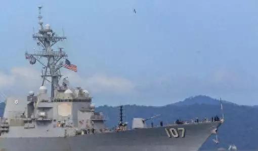 近期，委美关系持续紧张升级，美国以所谓“打击拉美贩毒集团”为由在委内瑞拉附近加勒