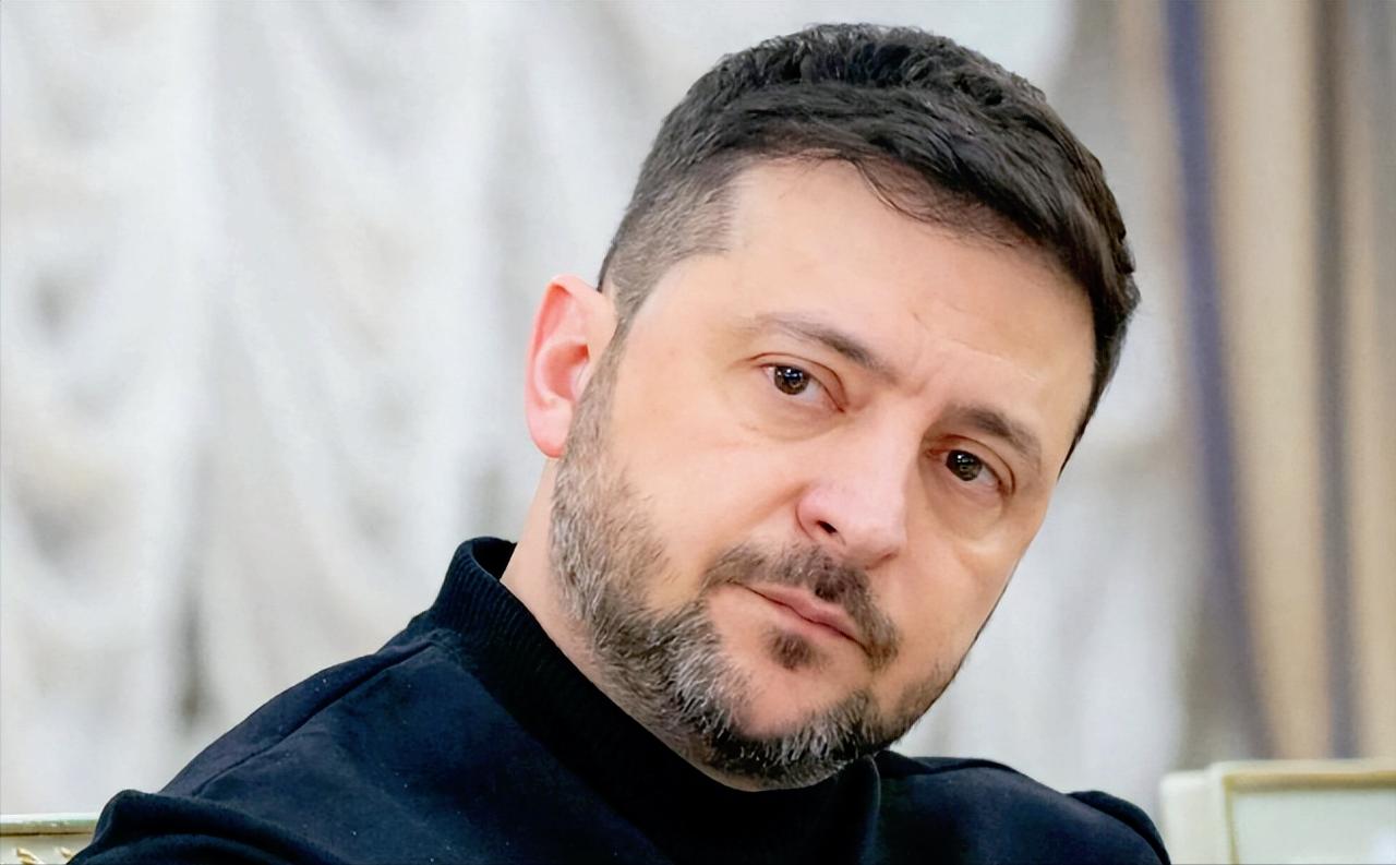 重磅消息！泽连斯基在X平台上发了条消息，直接敲定了一件大事。
 
那就是俄、美、