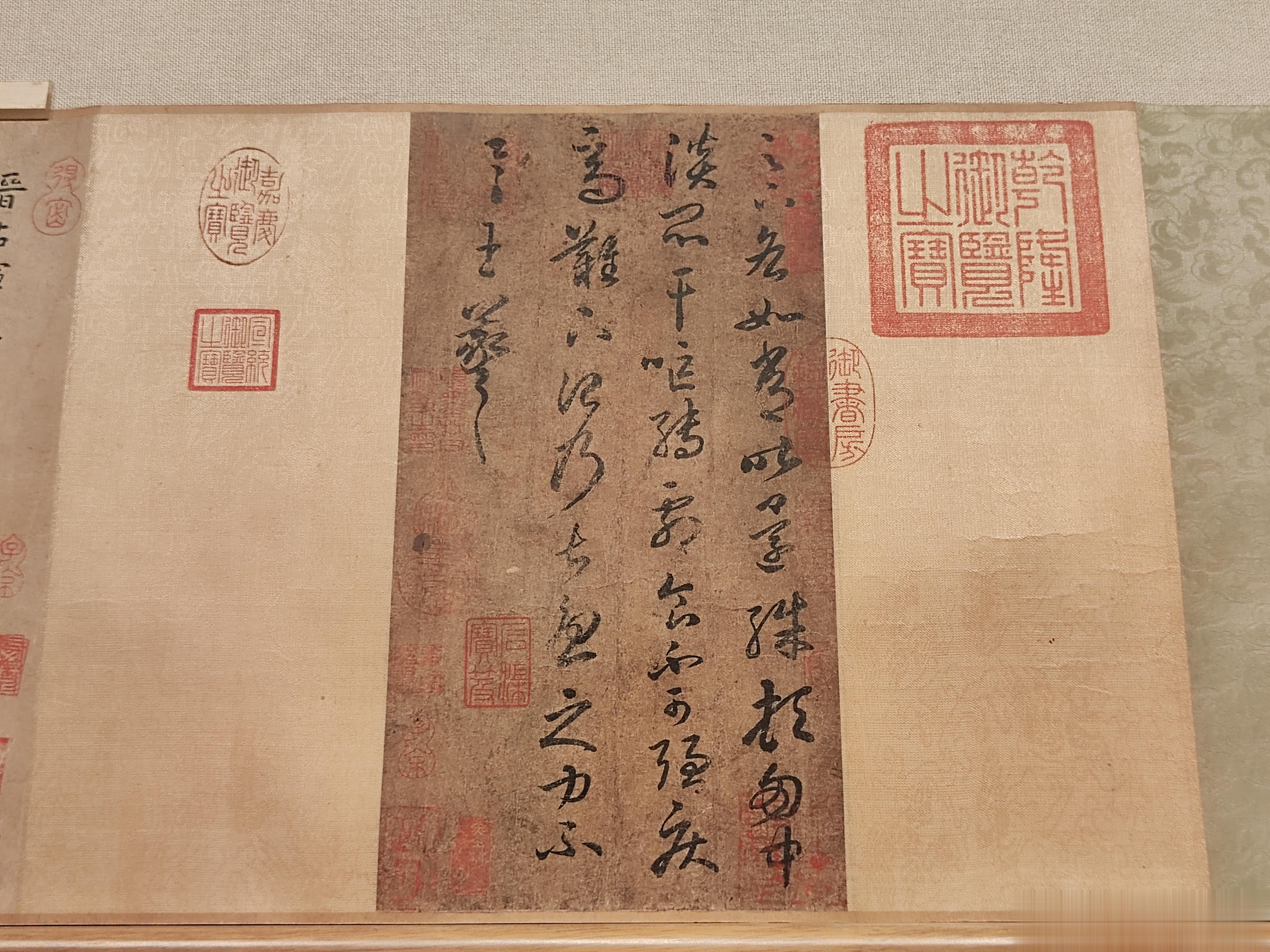 【津水藏珍 八方风物——天津博物馆】天津博坐落在天津市河西区平江道的天津博物馆，