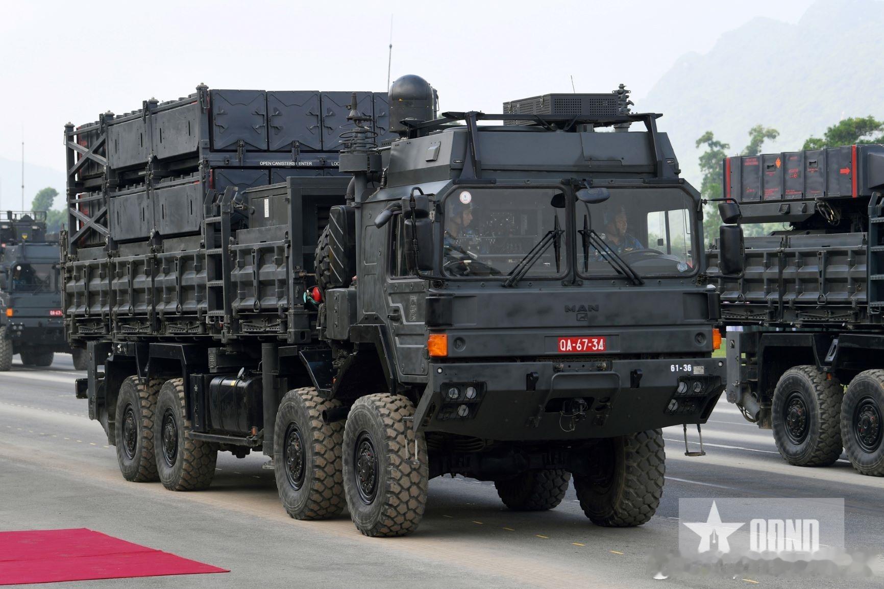 2025年7月17日越南为庆祝八月革命胜利暨九·二国庆80周年，越南人民军现代装