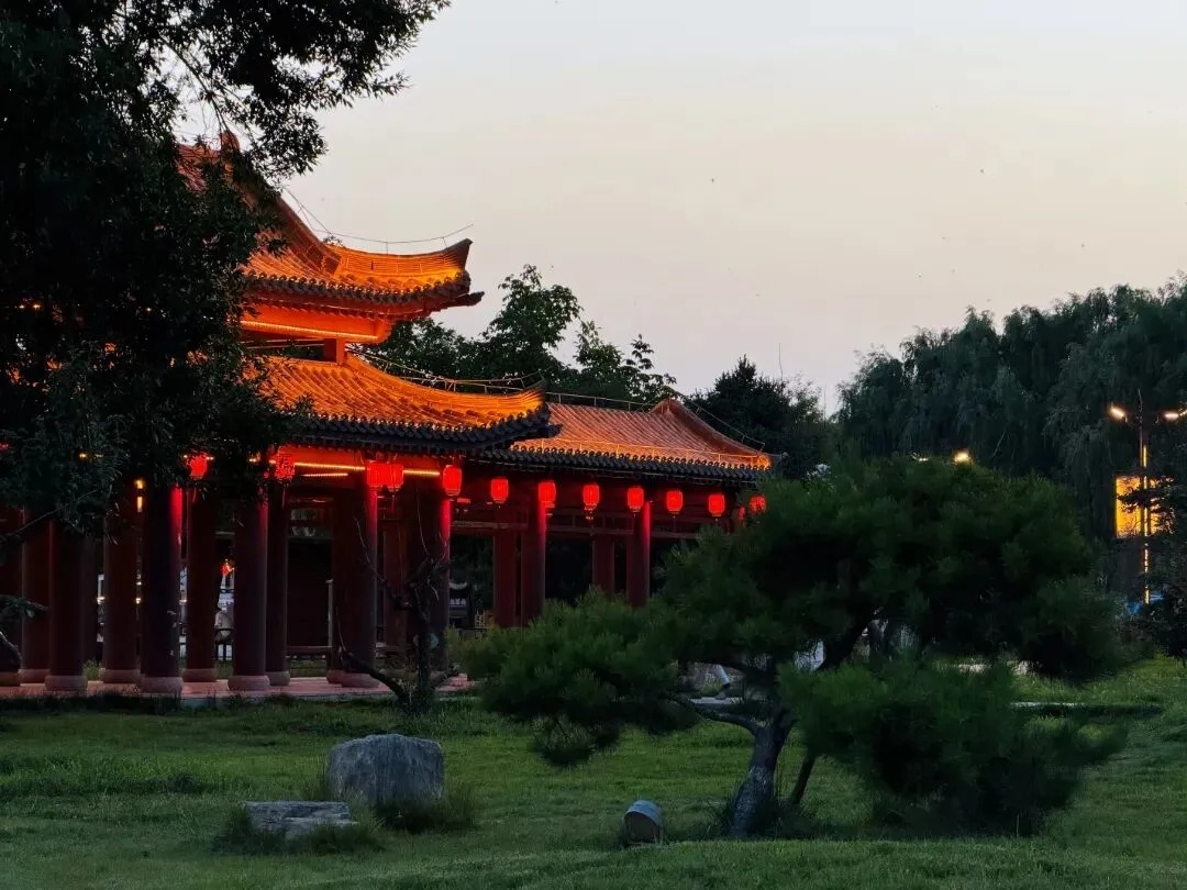 【赵州桥景区夜游升级！当打铁花遇到千年古桥，这是独属于中国人的顶级浪漫】千年古桥