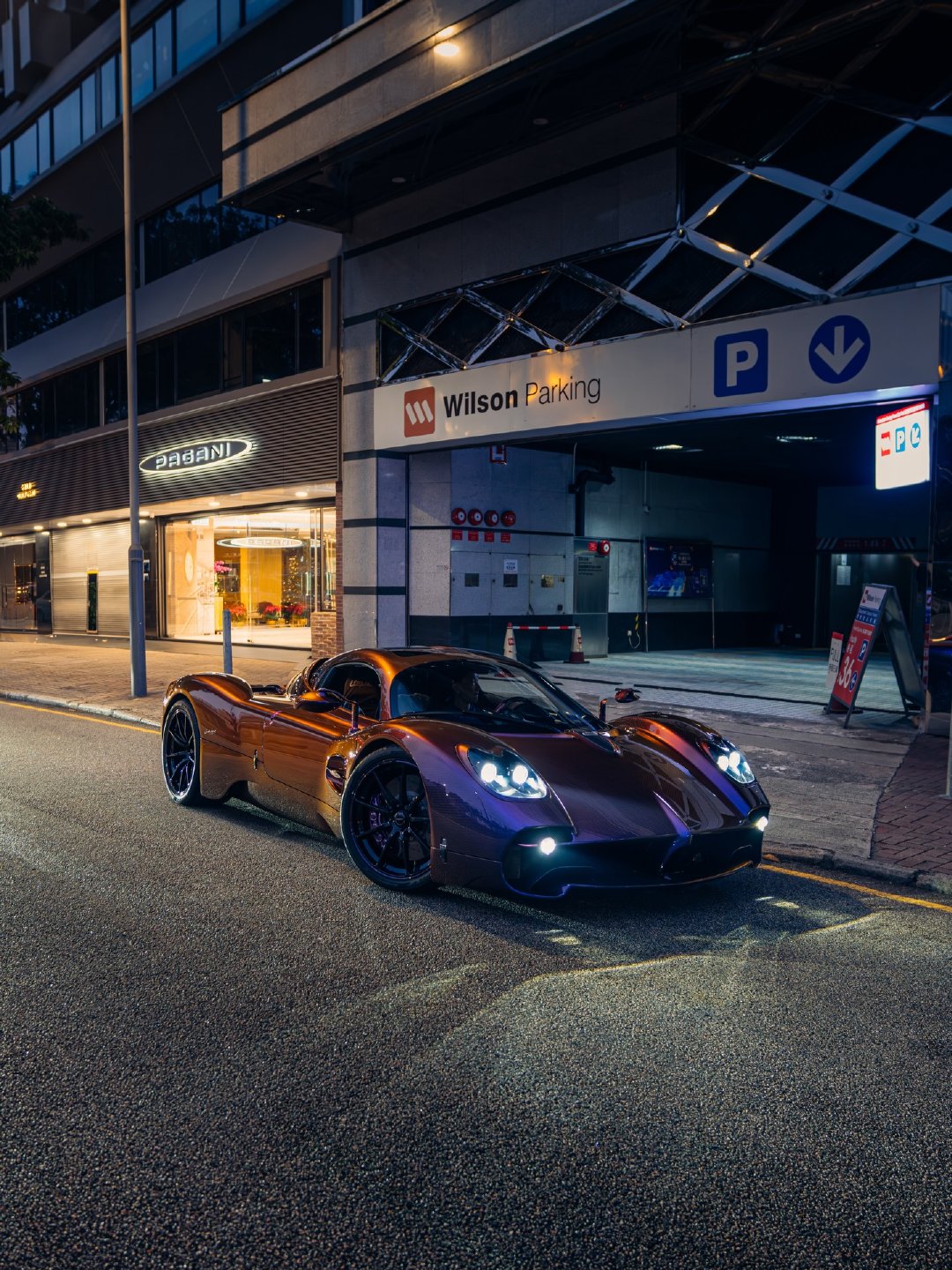 Back to car-spotting. Hong Kong edition.