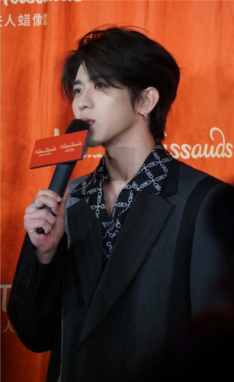 你分的清真人和蜡像吗 蔡徐坤