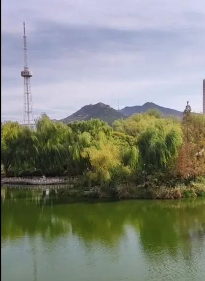 尽量多赚钱，现在的社会很现实，没有钱，寸步难行。